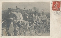 Carte postale Cyclistes - Personnage