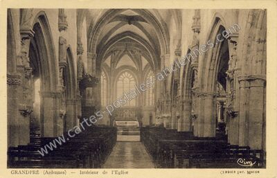 Carte postale ancienne Intérieur de l'Eglise — Grandpré (Ardennes)
