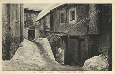 Carte postale ancienne Vieilles maisons sous la neige — Beuil (Alpes-Maritimes)