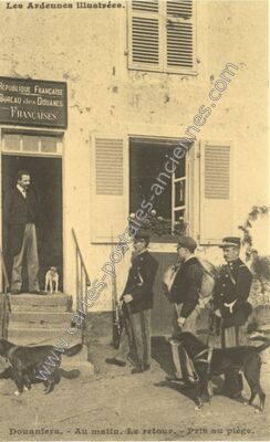 Carte postale ancienne Douaniers Ardennais — Non Localisée (Ardennes)