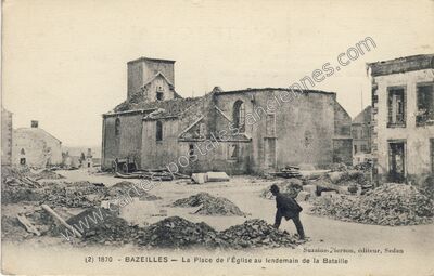 Carte postale ancienne La Place de l'Église au lendemain de la Bataille — Bazeilles (Ardennes)