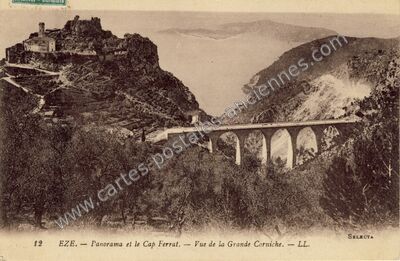 Carte postale ancienne Panorama et le Cap Ferrat. — Vue de la Grande Corniche — Èze (Alpes-Maritimes)