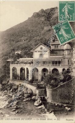 Carte postale ancienne Gorges du Loup — Gourdon (Alpes-Maritimes)
