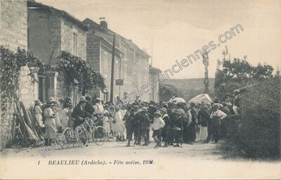 Carte postale ancienne Fête votive — Beaulieu (Ardèche)