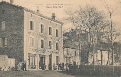 Carte postale ancienne Entrée de Boffre (côté Sud) Hôtel Blaizac — Boffres (Ardèche)