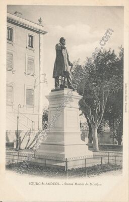 Carte postale ancienne Statue Madier de Montjau — Bourg-Saint-Andéol (Ardèche)