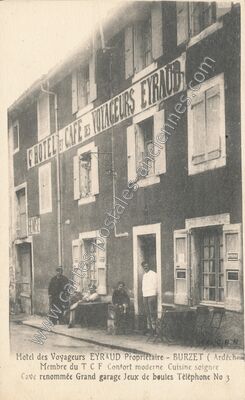 Carte postale ancienne Hôtel et Café des Voyageurs EYRAUD — Burzet (Ardèche)
