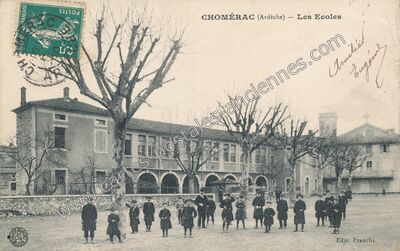 Carte postale ancienne Les Ecoles — Chomérac (Ardèche)