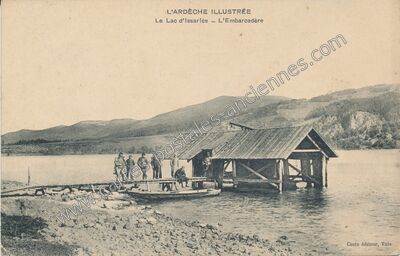 Carte postale ancienne L'Embarcadère — Le Lac-d'Issarlès (Ardèche)