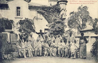 Carte postale ancienne Bains résineux, F. ROCHE Rhumatisants en tenue de bains — Saint-Péray (Ardèche)
