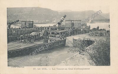 Carte postale ancienne Les Toueurs au Quai d'embarquement — Le Teil (Ardèche)