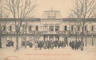 Carte postale ancienne Tournon — Tournon-sur-Rhône (Ardèche)