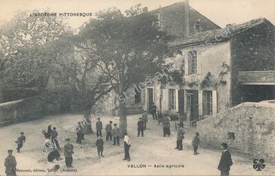 Carte postale ancienne Vallon — Vallon-Pont-d'Arc (Ardèche)