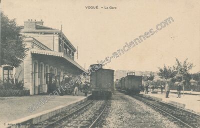 Carte postale ancienne La Gare — Vogüé (Ardèche)