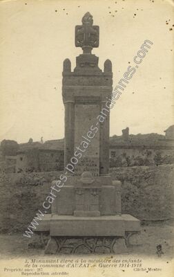 Carte postale ancienne Monument éleré à la mémoire des enfants de la commune — Auzat (Ariège)