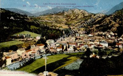 Carte postale ancienne Les Pyrénées Ariégeoises - Vue générale prise au-dessus d'En-Castel — Ax-les-Thermes (Ariège)