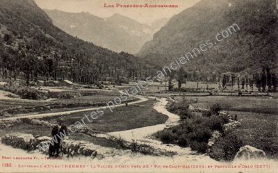 Carte postale ancienne Les Pyrénées-Ariégeoises — Ax-les-Thermes (Ariège)