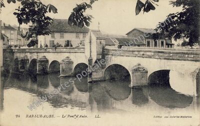 Carte postale ancienne Le Pont d'Aube — Bar-sur-Aube (Aube)