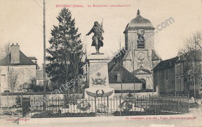 Carte postale ancienne Le Monument commémoratif — Estissac (Aube)