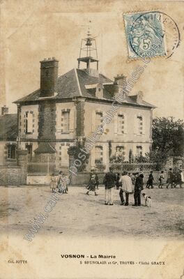 Carte postale ancienne La Mairie — Vosnon (Aube)