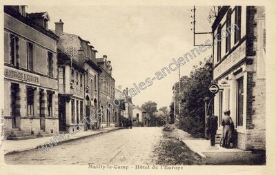 Carte postale ancienne Hôtel de l'Europe — Mailly-le-Camp (Aube)
