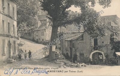 Carte postale ancienne Epicerie Fizes g. Photo Bachellerie Aubin — Ambeyrac (Aveyron)