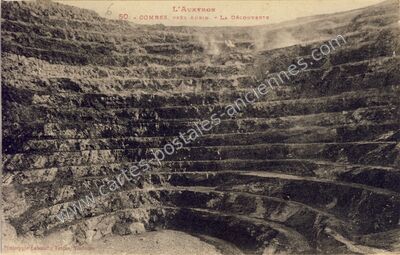 Carte postale ancienne Combes — Aubin (Aveyron)