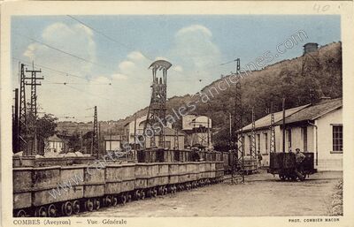 Carte postale ancienne Combes — Bozouls (Aveyron)
