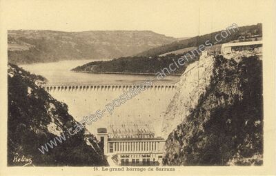Carte postale ancienne Sarrans — Brommat (Aveyron)