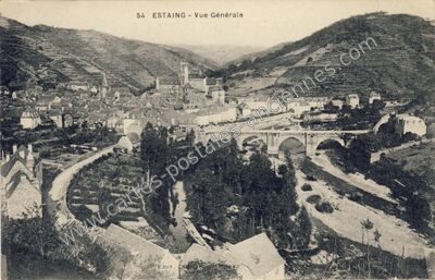 Carte postale ancienne Vue Générale — Estaing (Aveyron)