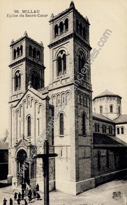 Carte postale ancienne Eglise du Sacré-Cœur — Millau (Aveyron)