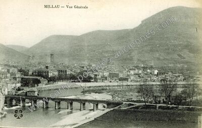 Carte postale ancienne Vue Générale — Millau (Aveyron)