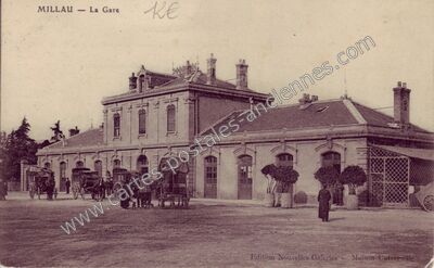 Carte postale ancienne La Gare — Millau (Aveyron)
