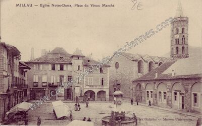 Carte postale ancienne Eglise Notre-Dame, Place du Vieux Marché — Millau (Aveyron)