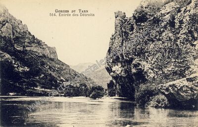 Carte postale ancienne Gorges du Tarn — Mostuéjouls (Aveyron)
