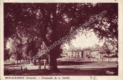 Carte postale ancienne Promenade de la Corette — Mur-de-Barrez (Aveyron)