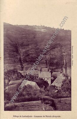 Carte postale ancienne Lantuejouls — Murols (Aveyron)