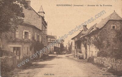 Carte postale ancienne Avenue de la Fontaine — Roussennac (Aveyron)