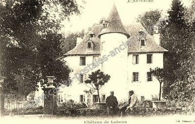 Carte postale ancienne Chateau de Labeau — Saint-Christophe-Vallon (Aveyron)