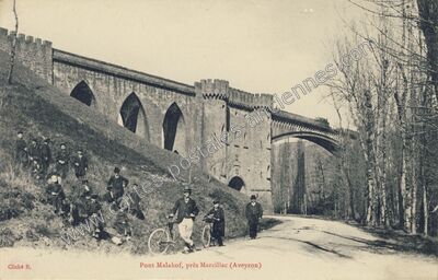 Carte postale ancienne St Christophe — Saint-Christophe-Vallon (Aveyron)