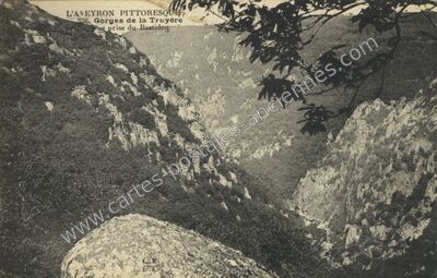 Carte postale ancienne Gorges de la Truyere — Sainte Genevieve sur Argence (Aveyron)