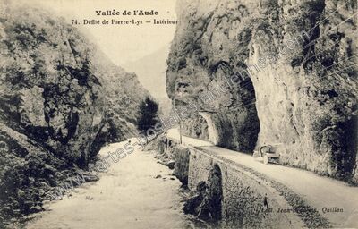 Carte postale ancienne Pierre Lys — Belvianes-et-Cavirac (Aude)