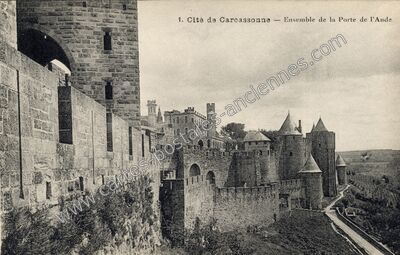 Carte postale ancienne Cité de Carcassonne — Ensemble de la Porte de l'Aude — Carcassonne (Aude)