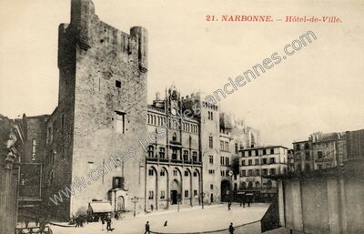 Carte postale ancienne Hôtel-de-Ville — Narbonne (Aude)