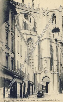Carte postale ancienne L'Entrée de la Cathédrale Saint-Just — Narbonne (Aude)