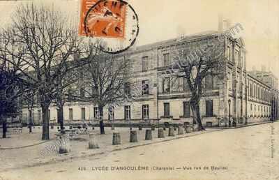 Carte postale ancienne Lycée d'Angoulême — Vue rue de Baulieu — Angoulême (Charente)