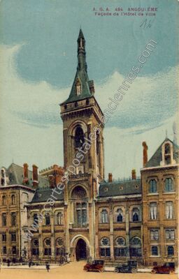 Carte postale ancienne Façade de l'Hôtel de Ville — Angoulême (Charente)