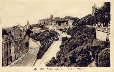 Carte postale ancienne Remparts Desaix — Angoulême (Charente)