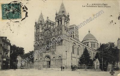 Carte postale ancienne La Cathédrale Saint-Pierre — Angoulême (Charente)