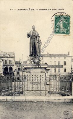 Carte postale ancienne Statue de Bouillaud — Angoulême (Charente)